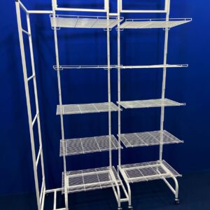 SUPORTE COM RODAS + ESTEIRA PARA 10 CRIADEIRAS